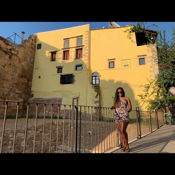 Meet your Posher, Khristian - Picture 5 of 8